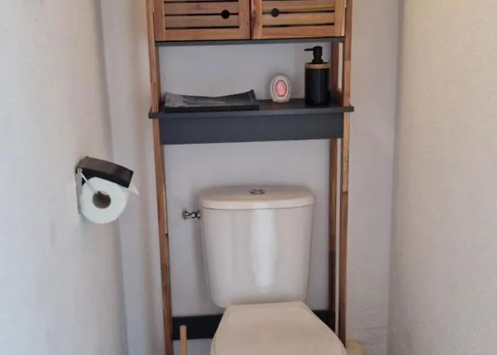 Garden City, Vue Apartment *